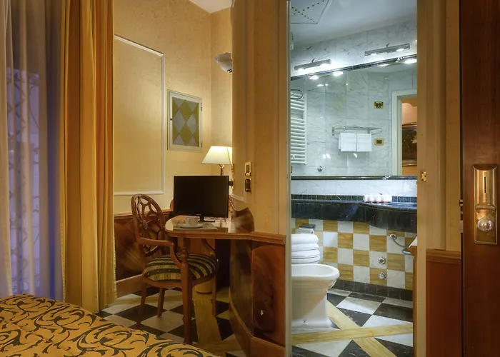 Bolivar Hotel 4*