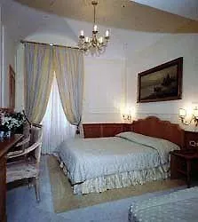 Bolivar Otel Roma